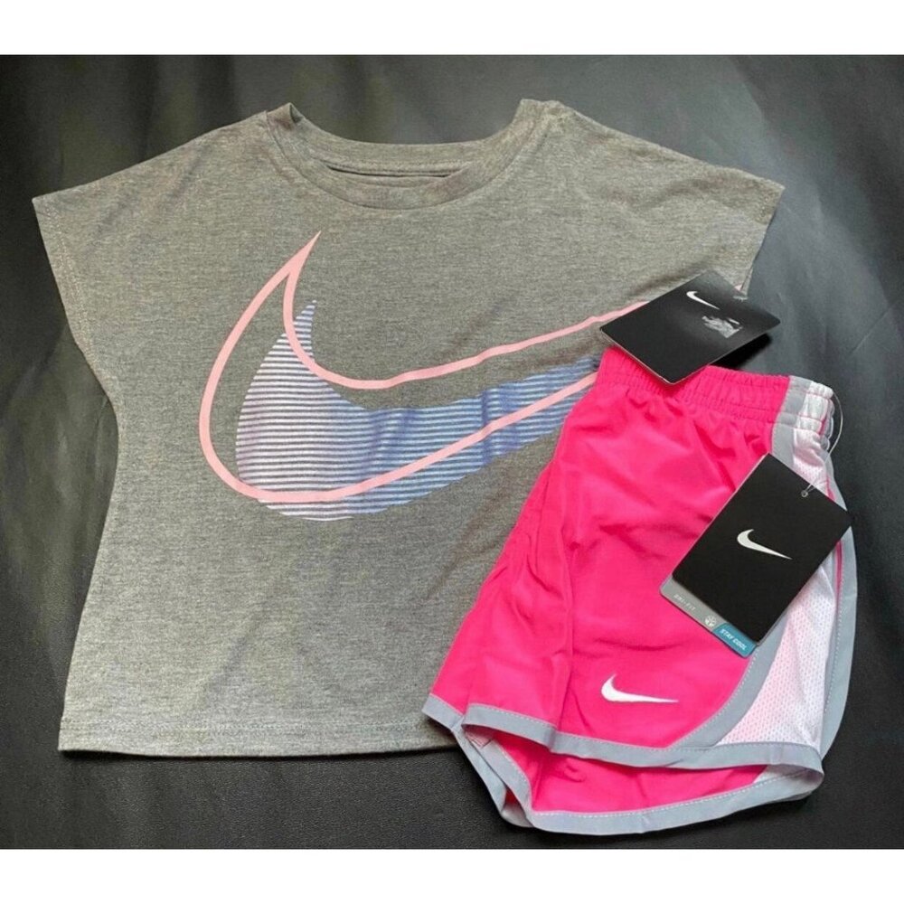 NWT Nike Metallic Athletic Set Girls Size 6